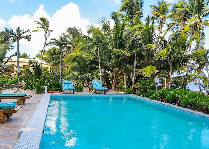 Serene Oceanfront With Shared Pool Ocean View Wifi & Partial Ac Сasa de vacaciones *