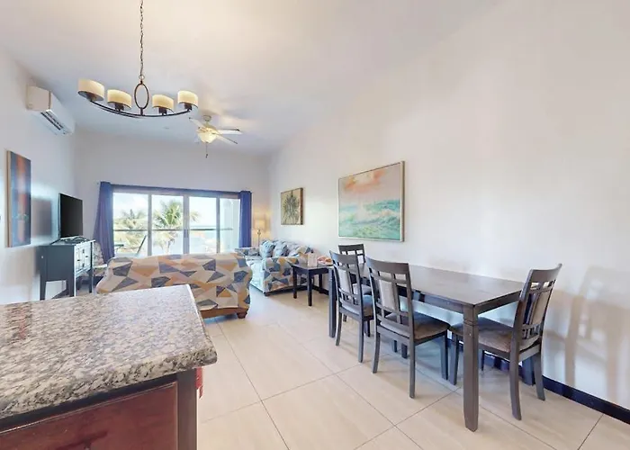 Serene Oceanfront With Shared Pool Ocean View Wifi & Partial Ac Сasa de vacaciones