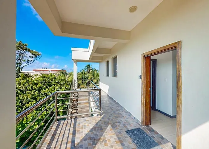Сasa de vacaciones Serene Oceanfront With Shared Pool Ocean View Wifi & Partial Ac *