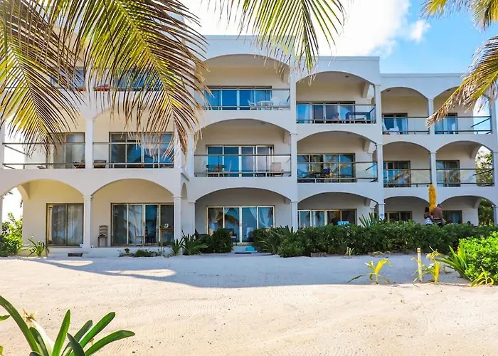 Сasa de vacaciones Serene Oceanfront With Shared Pool Ocean View Wifi & Partial Ac San Pedro (Ambergris Caye)